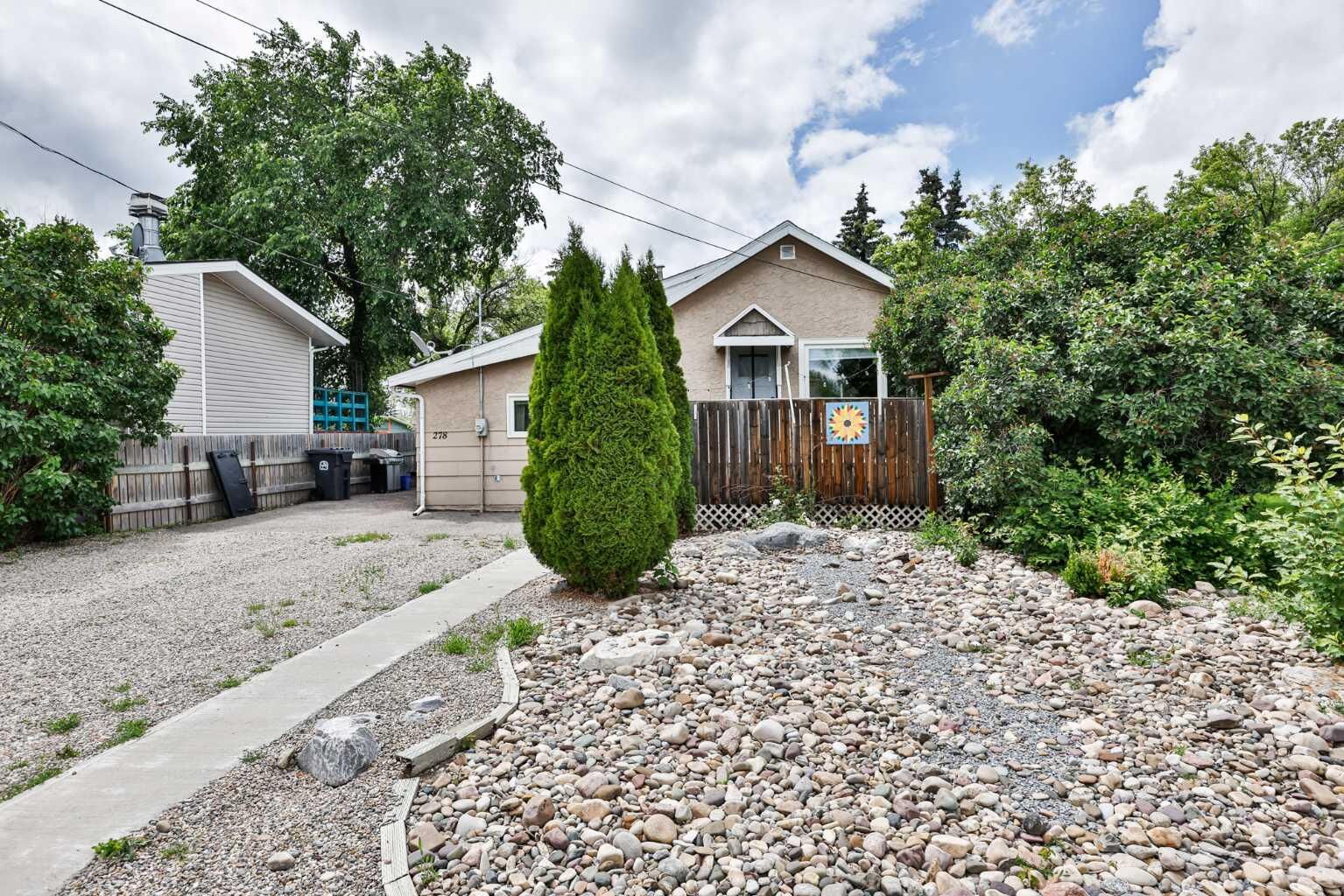 Property Photo: 278 N 100 E AB T0K 2S0