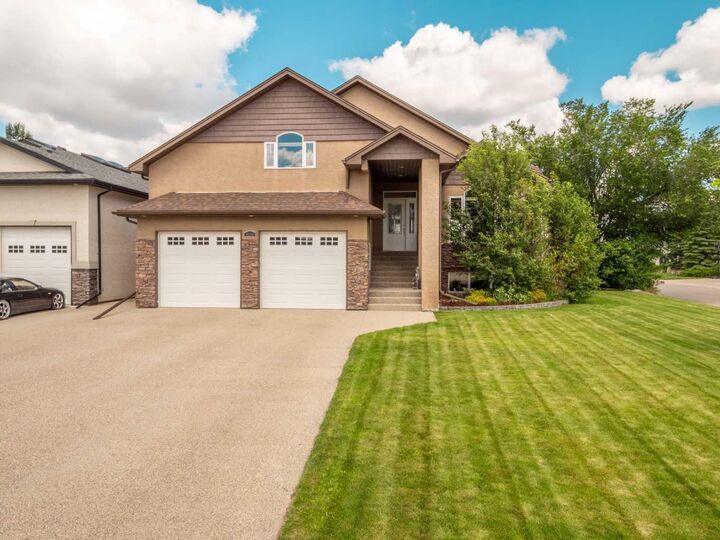 Property Photo:  4639 62A Avenue  AB T1G 2J5 