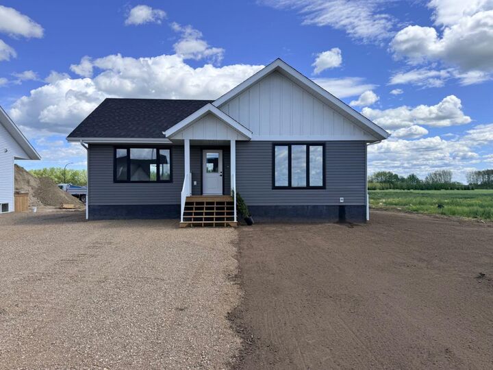 Property Photo:  9101 109 Street  AB T0H 2H0 