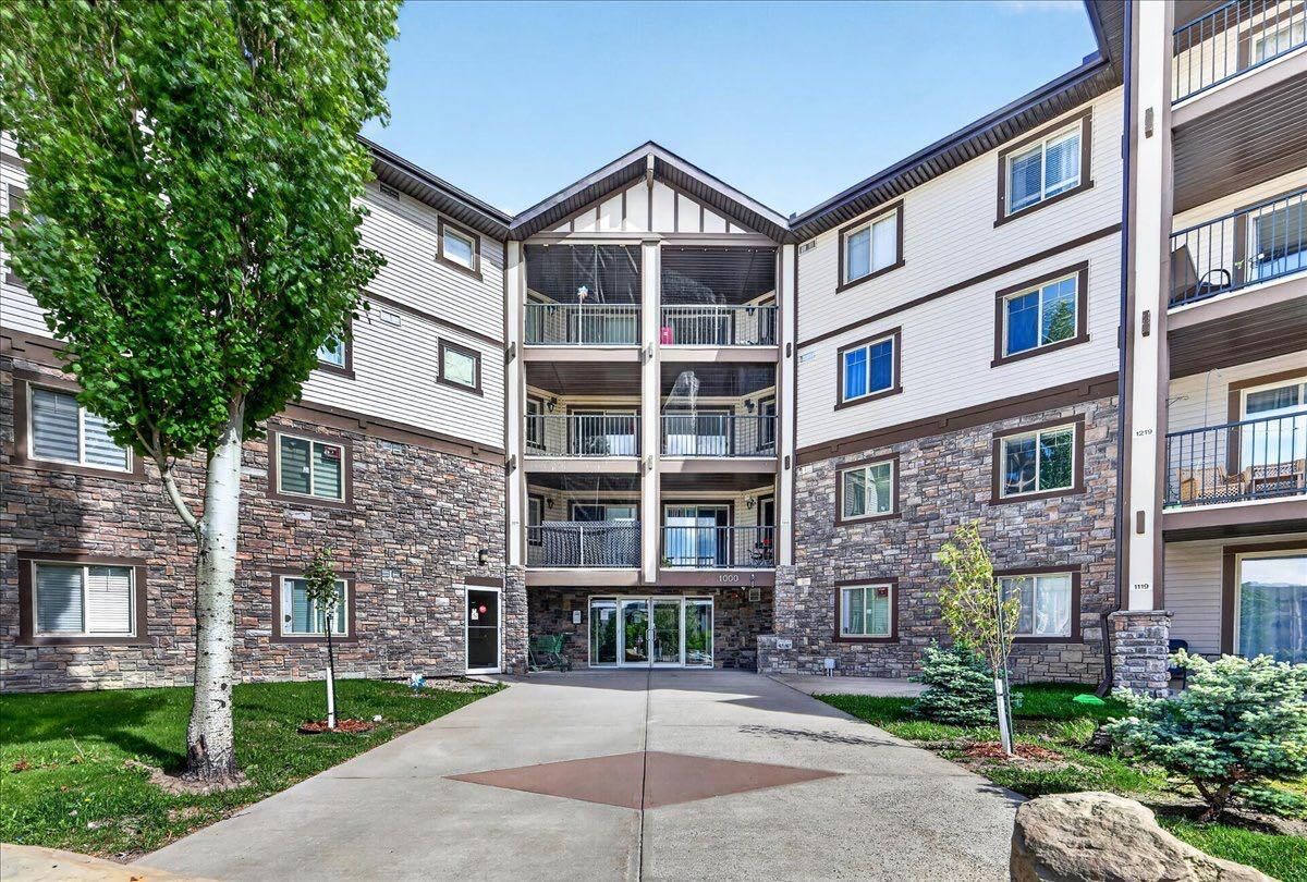 Property Photo:  60 Panatella Street NW 1320  AB T3K 0M1 