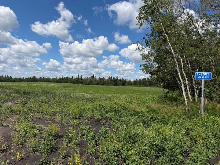 Property Photo: 1 422028 Range Road 255 AB T4J 1R3