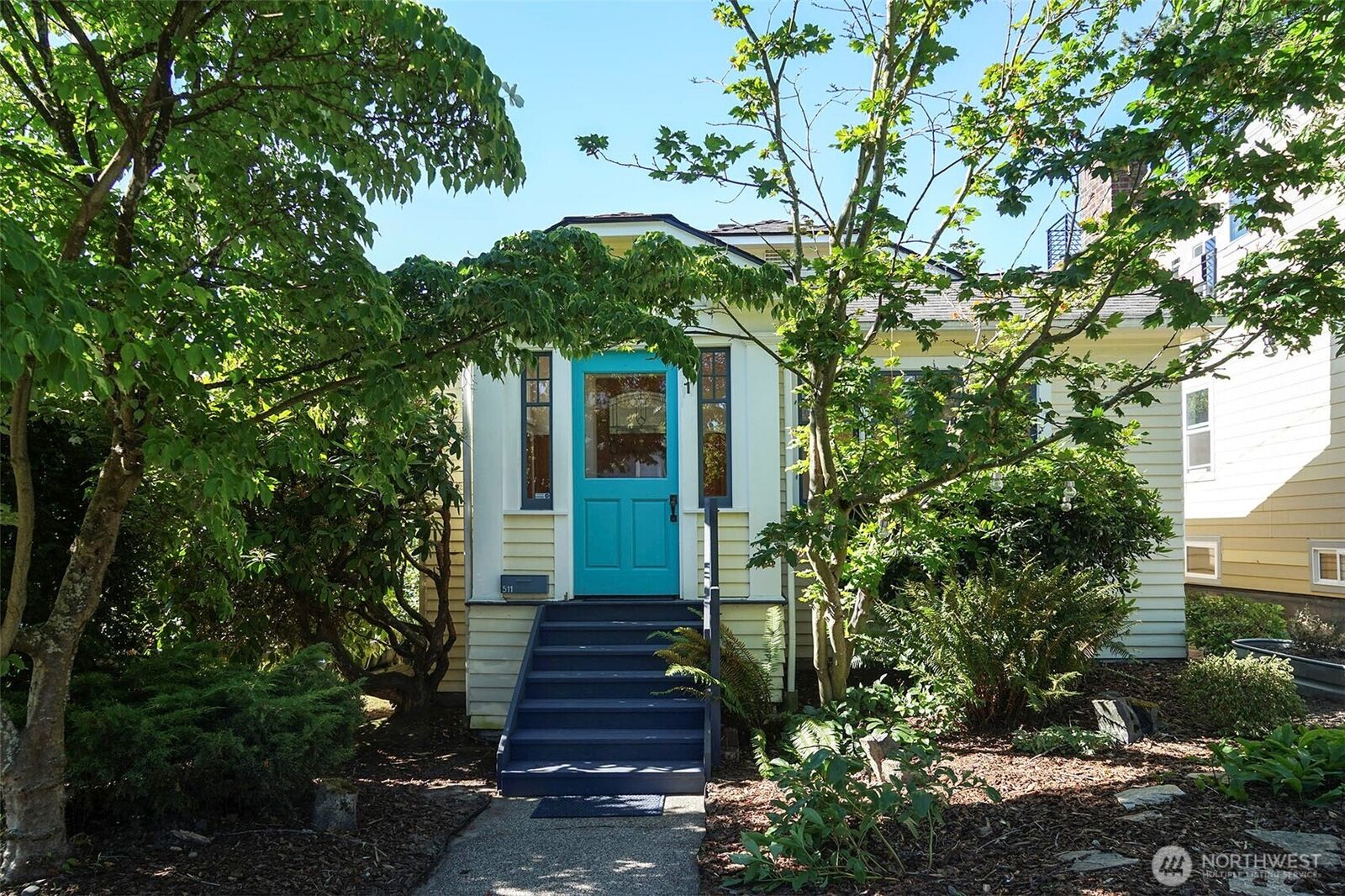 Property Photo: 511 N 76th Street WA 98103