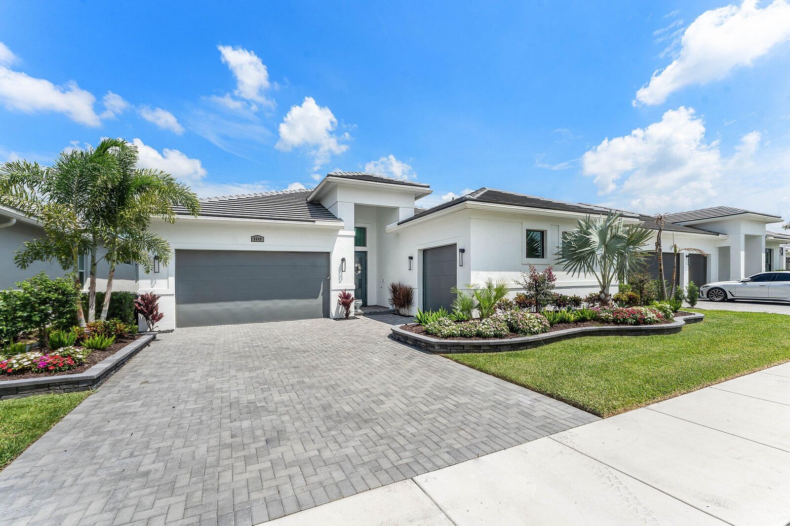 Property Photo:  8448 SW Cantante Way  FL 34987 