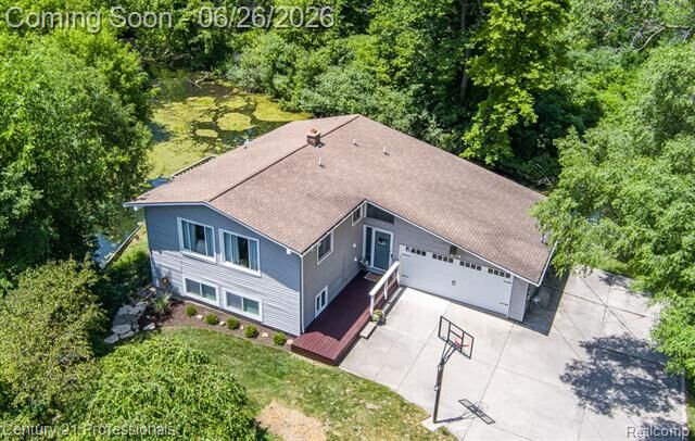 Property Photo:  500 Neptune Drive  MI 48462 