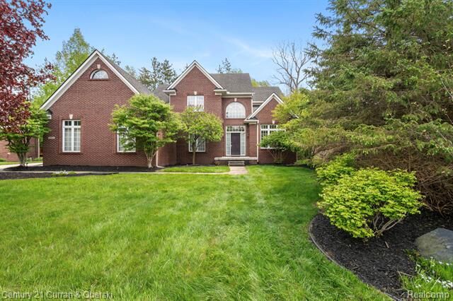 Property Photo:  27852 Larson Lane  MI 48331 