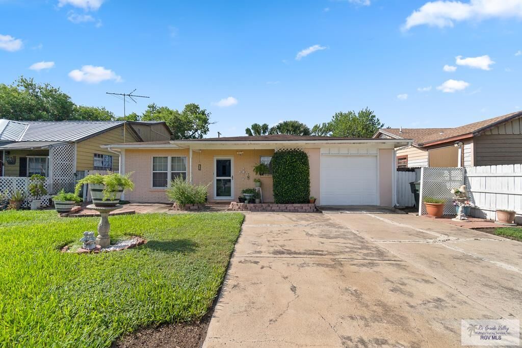 Property Photo:  319 W Taft Ave.  TX 78550 