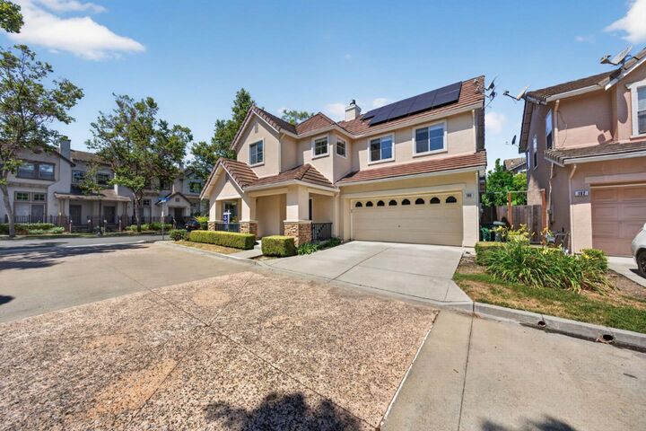 Property Photo:  180 Espinosa Lane  CA 94043 