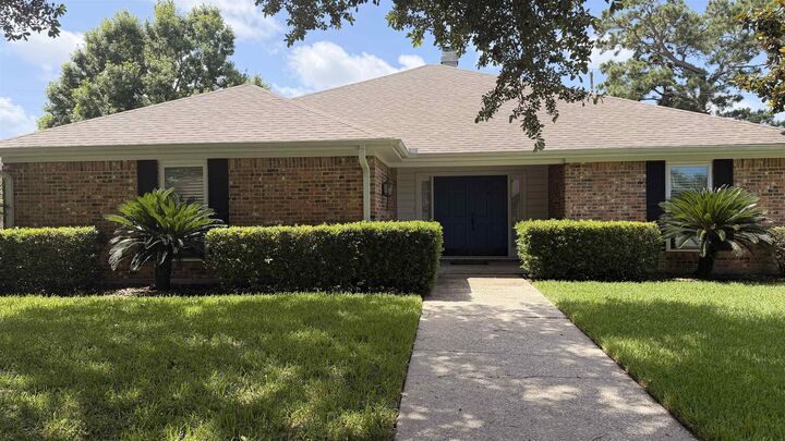 Property Photo:  7055 Shanahan Dr.  TX 77706 