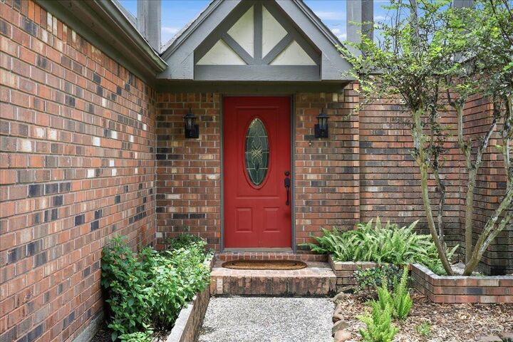 Property Photo:  4702 Frost Place  TX 77630 