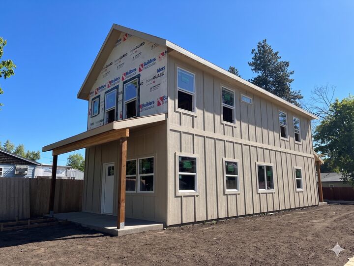 Property Photo:  6100 N Stevens St  WA 99205 