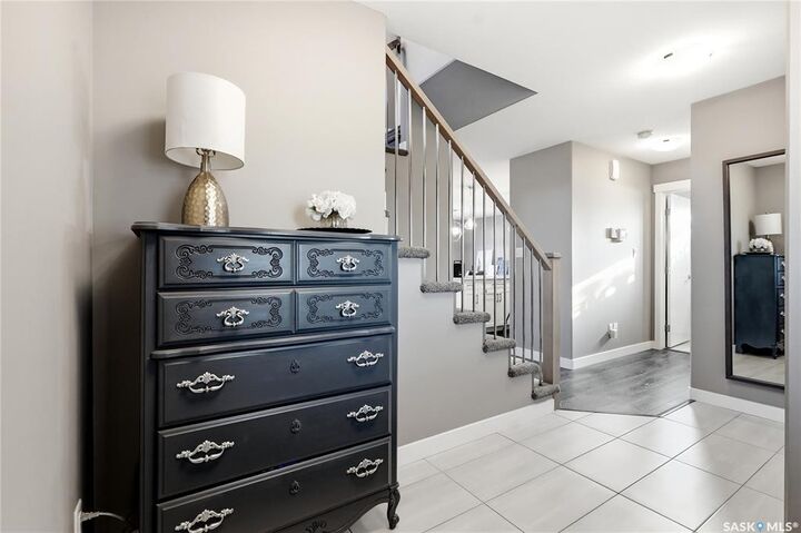 Property Photo:  323 Cowan Crescent  SK S0K 2T1 