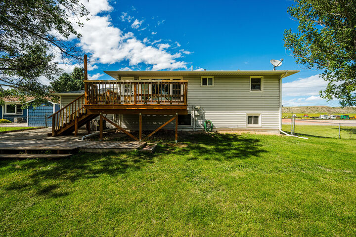 Property Photo: 616 Railway Street WY 82839