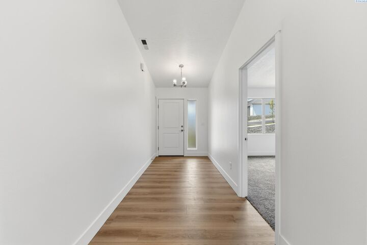 Property Photo: 2835 S Penn St WA 99338