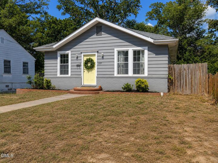 Property Photo:  1107 Park Avenue  NC 27701 