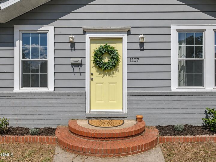 Property Photo:  1107 Park Avenue  NC 27701 