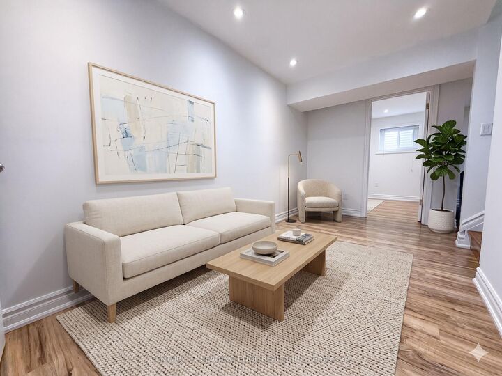 Property Photo:  21 Colinayre Crescent  ON M1T 3A7 