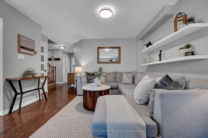 Property Photo:  66 Windham Crescent  ON L1E 1Y3 