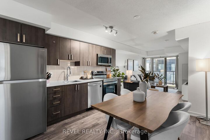 Property Photo: 1455 Celebration Drive 1704 ON L1W 0C3