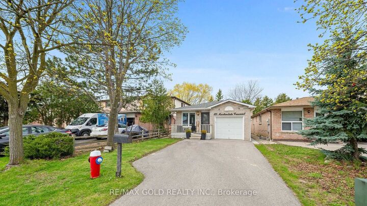 Property Photo:  128 Martindale Crescent  ON L6X 2V1 