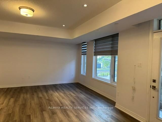 Property Photo: 15 Fieldridge Crescent 1 ON L6R 4G6