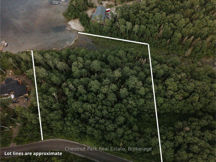 447 Fox Run — photo 1