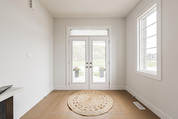 Property Photo: 546 Benninger Drive ON N2E 0C9