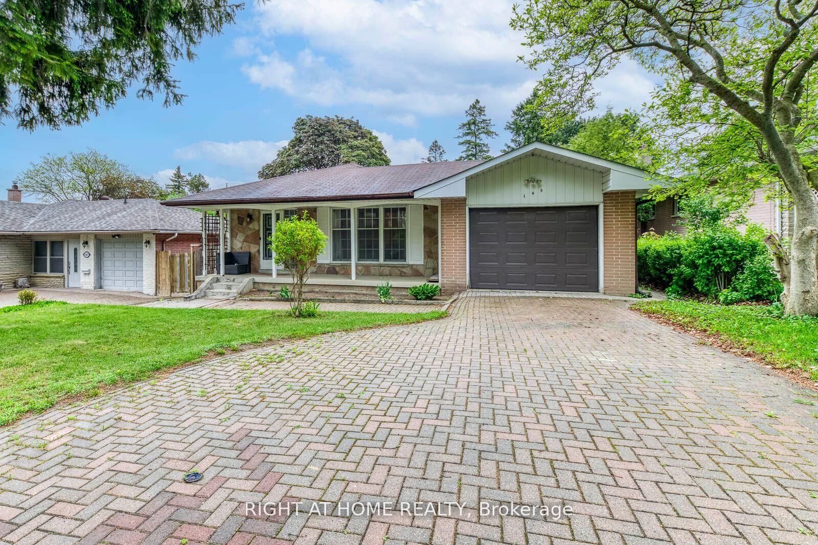 Property Photo: 145 Highland Park Boulevard ON L3T 1B8