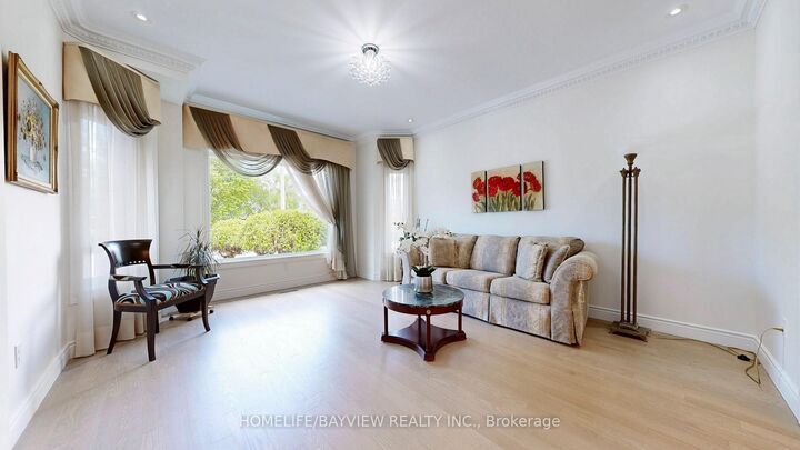 Property Photo: 18 Marinucci Court ON L4C 0M3