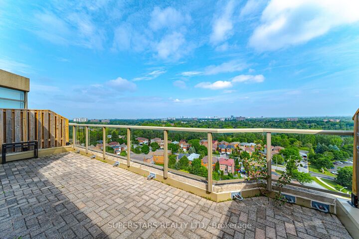Property Photo: 20 Guildwood Parkway Ph14 ON M1E 5B6