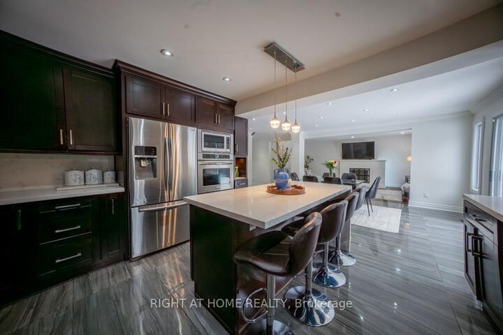 2088 Perran Drive — photo 1