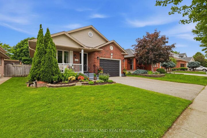 Property Photo: 232 Chelton Road ON N6M 1B5