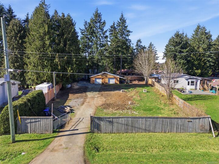 Property Photo:  2129 Fishers Dr  BC V9X 1K1 