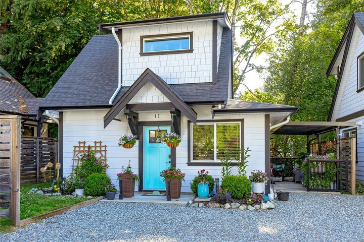 77 Nelson Rd #11 — photo 1