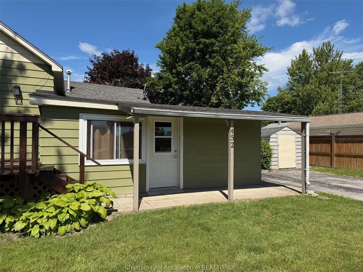 Property Photo: 452 John Street ON N0P 2B0