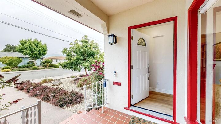 Property Photo:  1065 Stevenson Street  CA 95404 