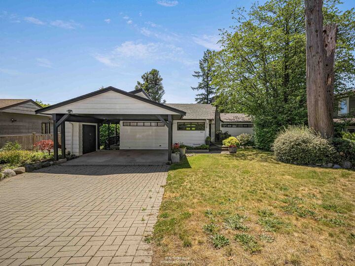 Property Photo: 947 Evergreen Place BC V7R 1R5