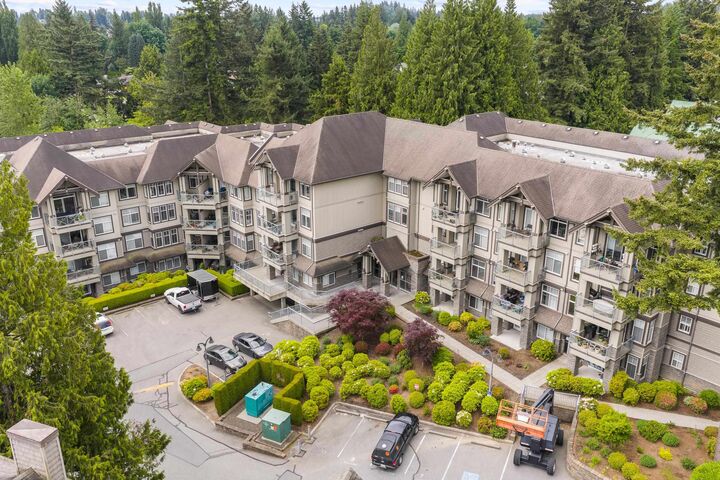 Photo de la propriété:  33318 E Bourquin Crescent 418  BC V2S 0A6 