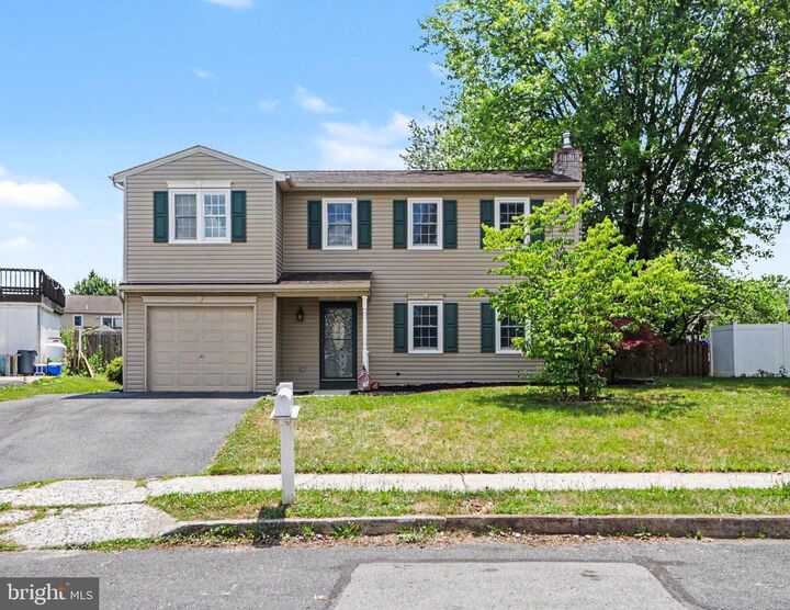Property Photo:  6 Kingswood Drive  PA 17055 
