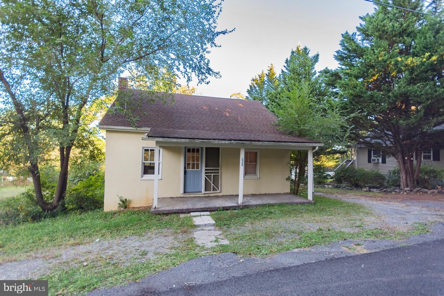 Property Photo:  628 Brownville Lane  WV 25414 