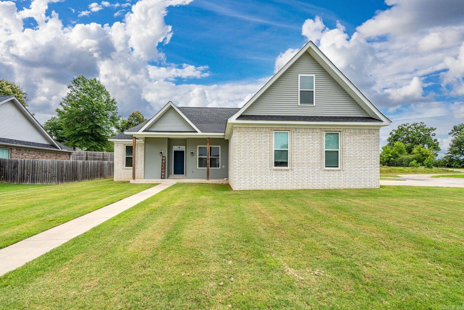Property Photo: 273 Windcrest Circle AR 71913