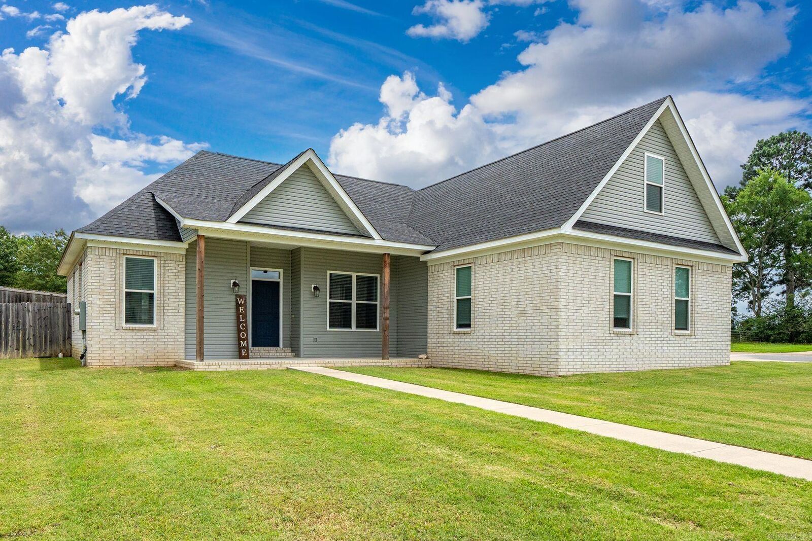 Property Photo: 273 Windcrest Circle AR 71913