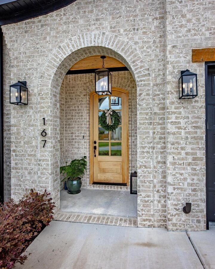 Property Photo: 167 Fletcher Ridge Drive AR 72223
