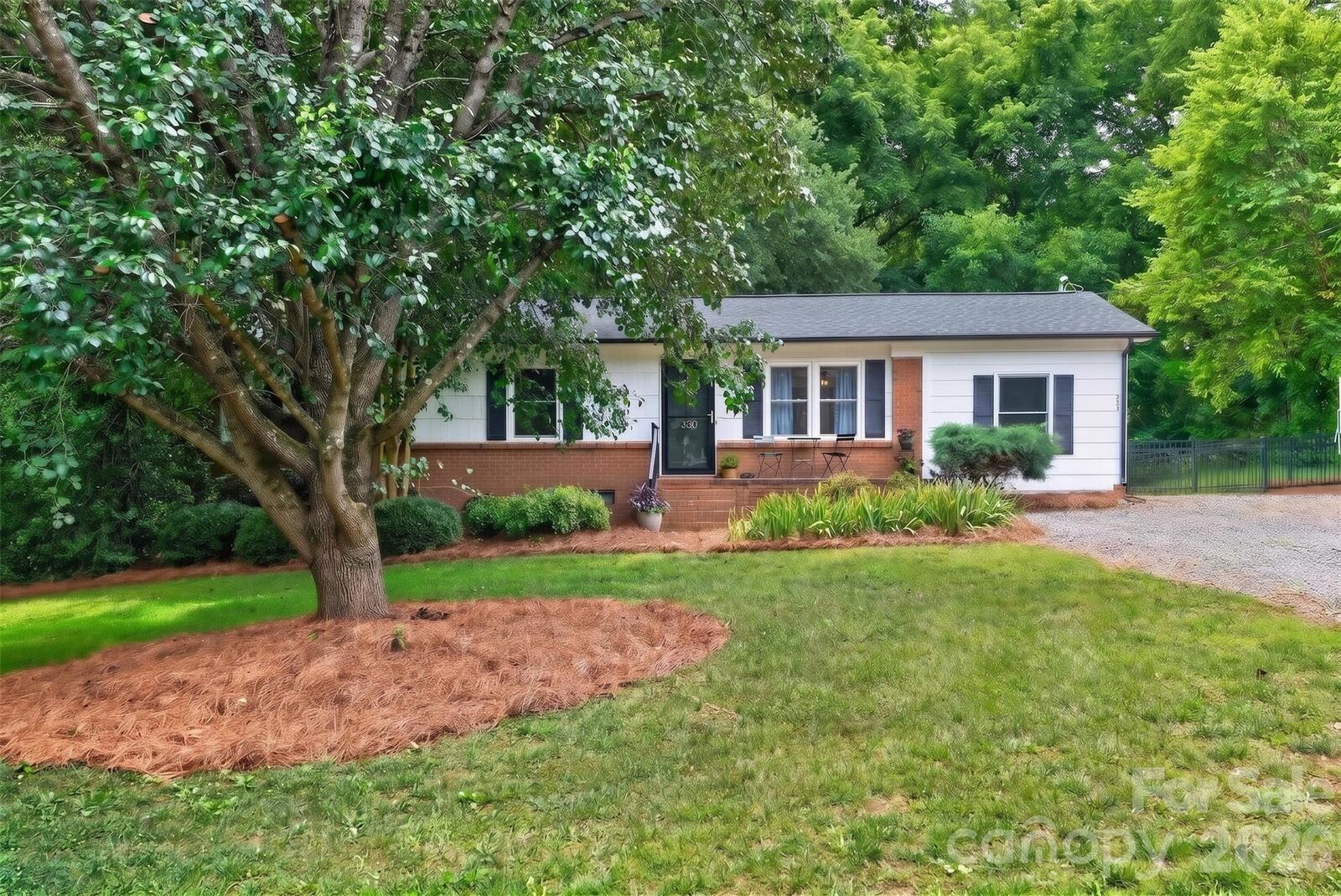 Property Photo:  835 Edgewater Drive  NC 28012 
