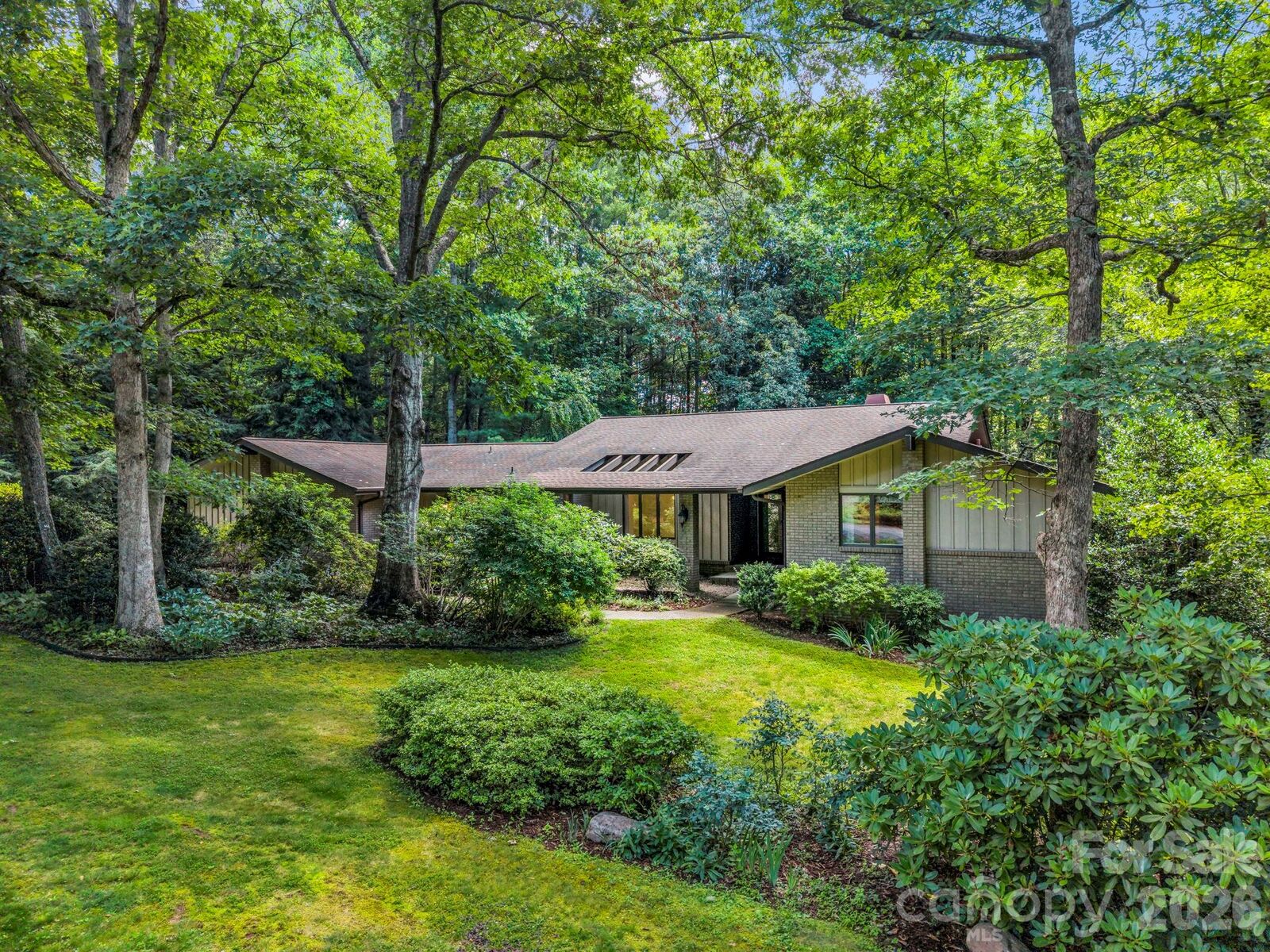Property Photo:  115 Woodhaven Drive  NC 28739 