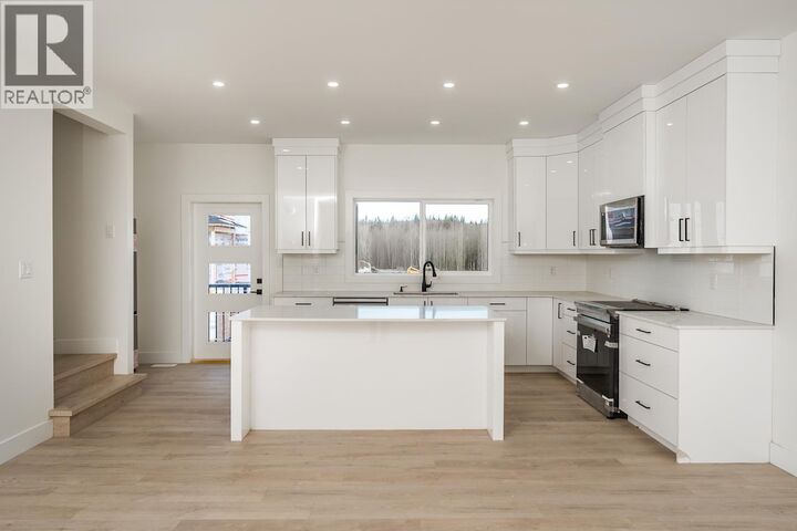 Property Photo: 2395 Rowe Street 1502 BC V2N 0C8