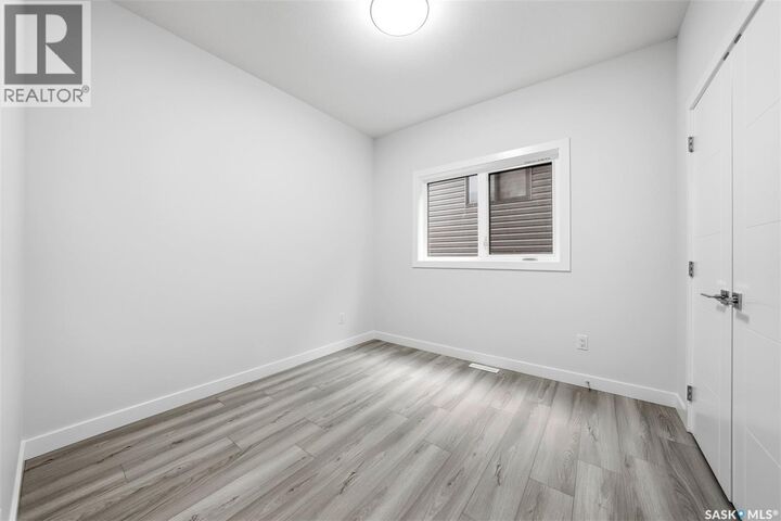 Property Photo:  534 Sharma Crescent  SK S7W 1K5 