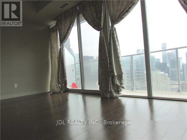 Property Photo:  126 Simcoe Street 2903  ON M5H 4E6 
