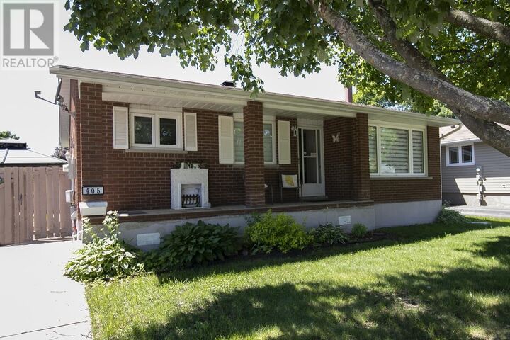 Property Photo:  405 Boundary Rd  ON P6A 5Z2 