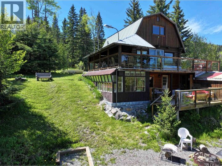 5889 Mahood Lake Road — photo 1