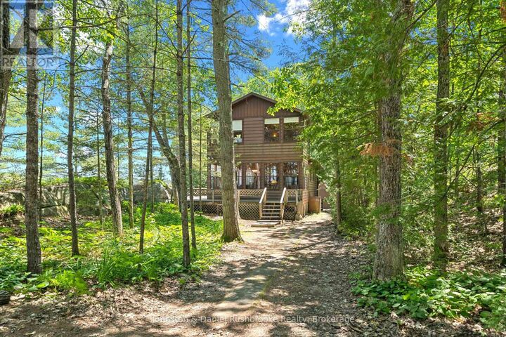 Woodland Drive — photo 1